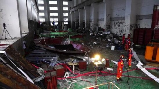 Elektrik stansiyasında partlayış : 7 ÖLÜ