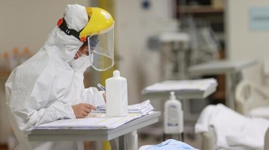 Bəzi insanların niyə koronavirusa yoluxmadığı bəlli oldu - Alimlərdən yeni kəşf