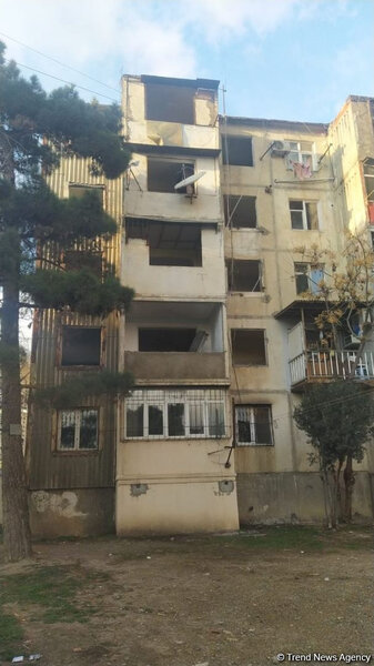 Bakının bu ünvanında binalar sökülür - FOTO