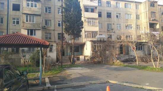 Bakının bu ünvanında binalar sökülür - FOTO