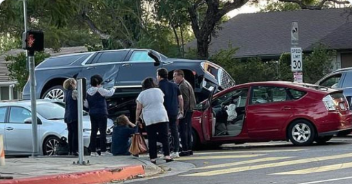 Arnold Şvartsnegger ağır yol qəzasına düşdü - FOTO