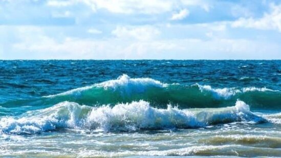 Qara dənizdə tanker yandı