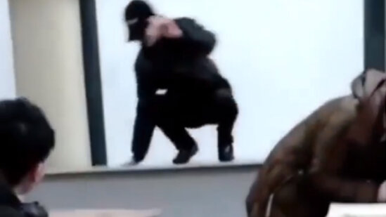 Yayılan videoya görə məktəblilər saxlanıldı - Direktor idarəyə çağrıldı