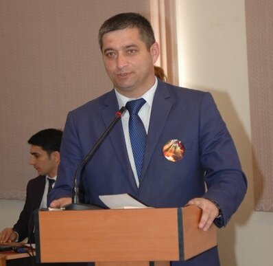 "Uşaqları kriminal aləmə sürükləyən musiqilərin rəsmi məktəb tədbirlərində çalınması təəssüfedici haldır" - Təhsil eksperti