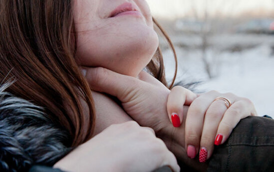 Azərbaycanda arvadını boğaraq öldürən şəxsə AĞIR CƏZA