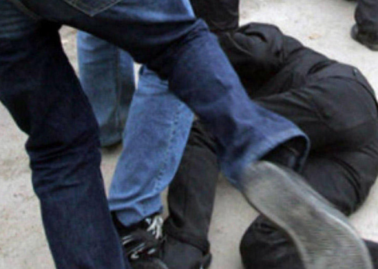 "Azərsu"nun daha bir əməkdaşı iş başında döyüldü - VİDEO