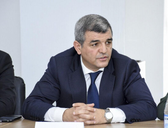 Deputat evsiz qalan şəhidin xanımının müdafiəsinə qalxdı: Ona ev verilməlidir - FOTO