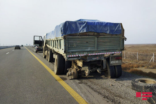 Salyanda bir nəfərin ölümü ilə nəticələnən qəzanın görüntüləri - YENİLƏNİB + FOTO/VİDEO