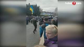 Ukraynalılar Rusiya səfirinə hücum etdi - VİDEO