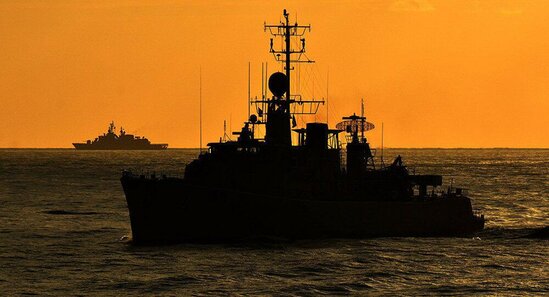 NATO üç hərbi gəmini bu ölkəyə göndərdi