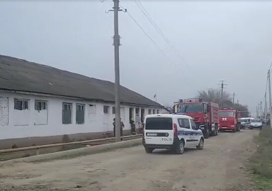 Azərbaycanda məktəbdə yanğın - VİDEO