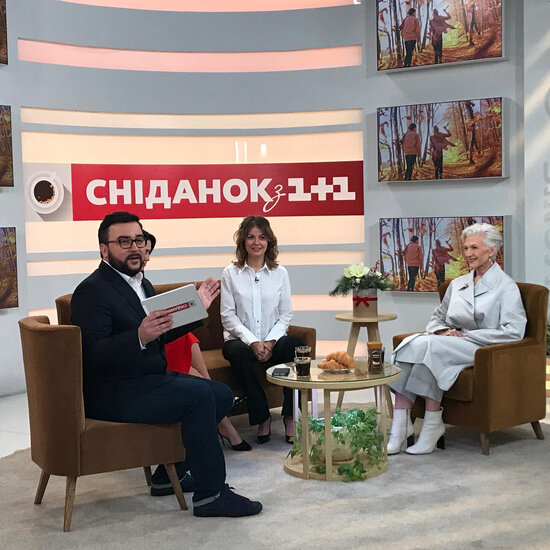 İlon Maskın anası Ukraynada partladılan teleqüllədən yazdı - FOTO