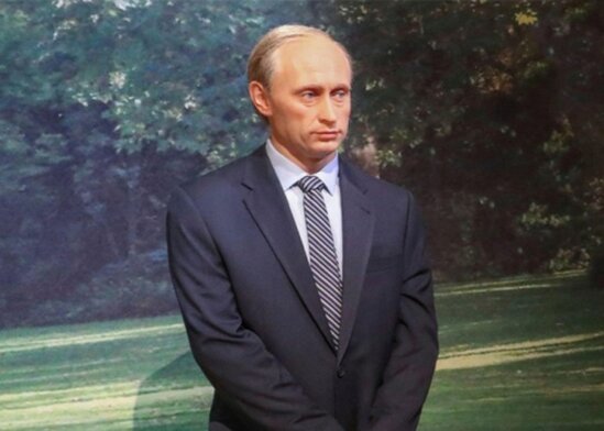 Putinin heykəli götürüldü