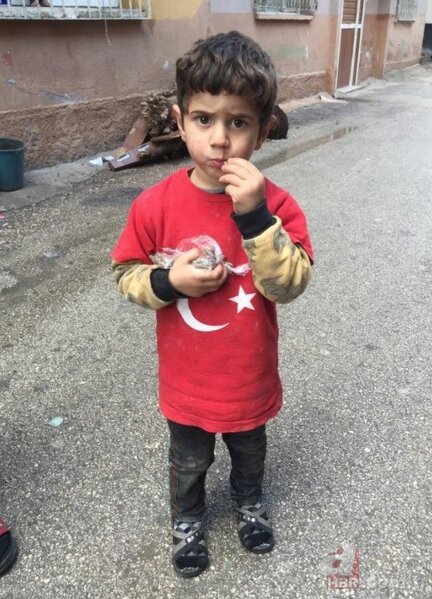 3 yaşlı Məhəmməd ailəsini ölümdən belə xilas etdi - FOTO-VİDEO