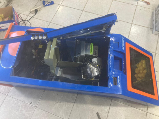 "E-manat"dan 32 000 manat oğurlanıb - FOTO