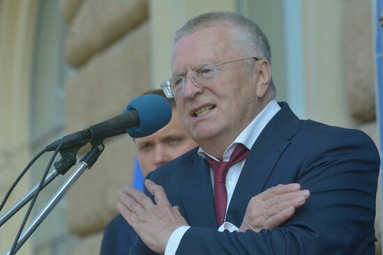 Türkiyədə 17 gün həbs, pornoulduzla parlamentdə, "əlim qana batardı" - ONU TANI