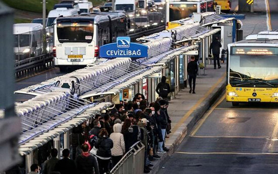 İstanbulda ictimai nəqliyyatda gedişhaqqı artırıldı