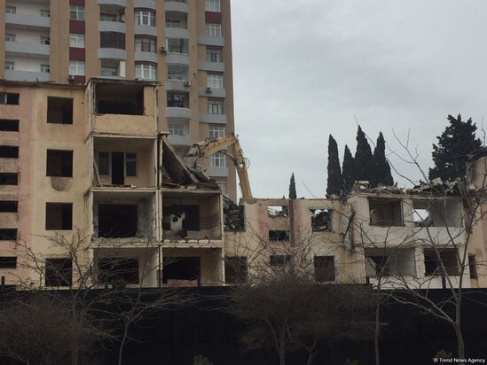 Bakının bu ünvanında evlər sökülür - Sakinlərə ayda 350 AZN kirayə haqqı veriləcək - FOTO