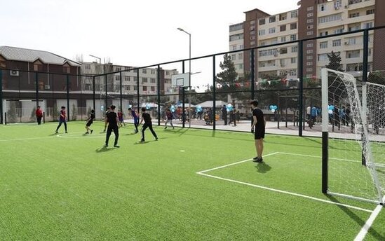 Leyla Əliyeva "Bizim həyət" layihəsi çərçivəsində növbəti həyətin açılışında iştirak edib - FOTO