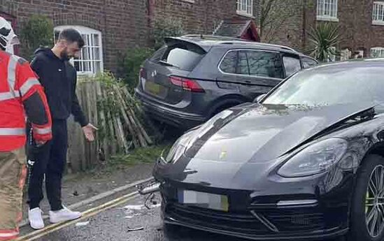 Ulduz futbolçu qəzaya düşdü - Fotolar