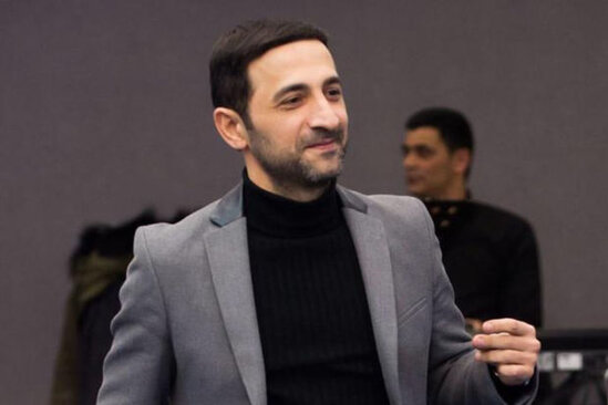 Pərviz Bülbülədən SƏRT REAKSİYA: "Elə bil 18+ kadrdır, hamı baxır, heç kim boynuna almır" - VİDEO