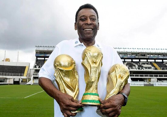 Pele yenidən xəstəxanaya yerləşdirildi