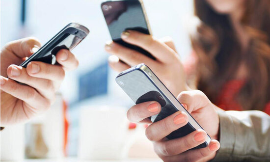 Telefon söndürüldükdə də radiasiya yayır?