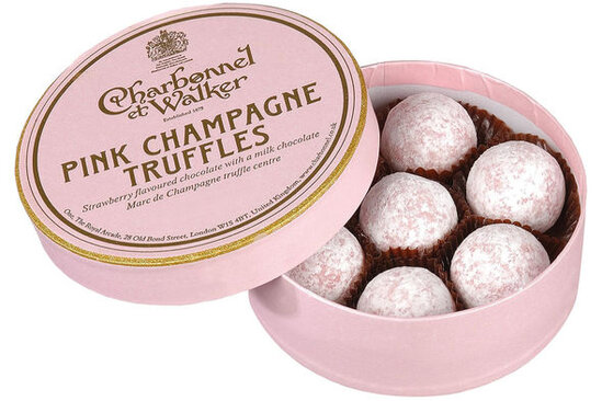 300 dollarlıq konfet və 15 dollarlıq peçenye: II Elizabetin sevimli yeməkləri