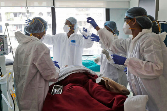 Keçmiş rəhbərindən intiqam almaq istəyərkən özünü yandırdı