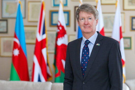 Britaniya səfiri Azərbaycan xalqını təbrik edib - FOTO