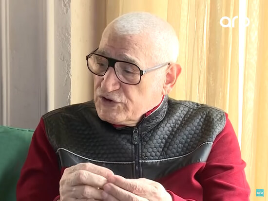 Xalq artisti qəzəbləndi: "Gəlirlər saqqalda, döymədə, əndamı, baldırı, sinəsi açıq... " - VİDEO