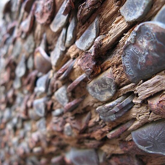 İngiltərədə qəribə adət-ənənə - Belə "sağalırlar" - FOTO