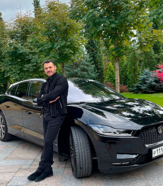 Emin Ağalarovun bahalı, lüks və retro AVTOMOBİLLƏRİNİN GÖRÜNTÜLƏRİ - FOTO