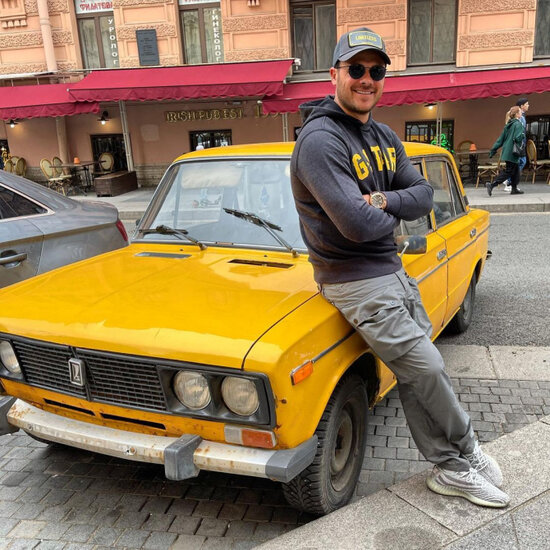 Emin Ağalarovun bahalı, lüks və retro AVTOMOBİLLƏRİNİN GÖRÜNTÜLƏRİ - FOTO