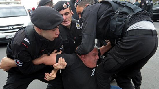 İrəvanda minlərlə insan küçələrə axışdı - FOTO