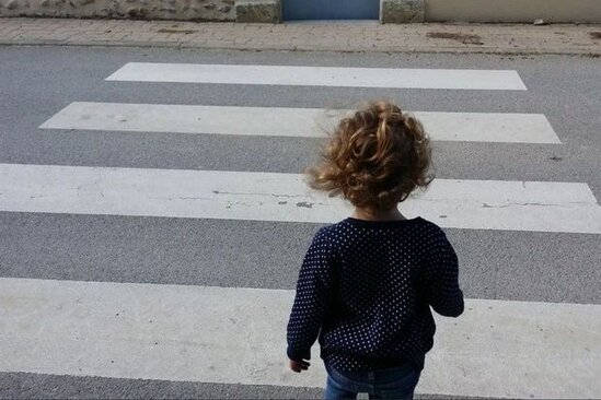 Biləsuvarda səkkiz yaşlı uşağı avtomobil vuraraq öldürüb