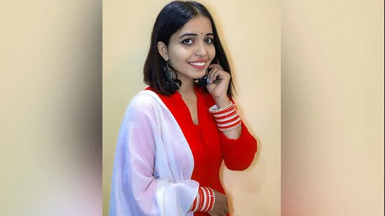 24 yaşlı xanım özü özünə ərə gedəcək - FOTO