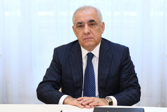 Baş nazir QƏRAR İMZALADI
