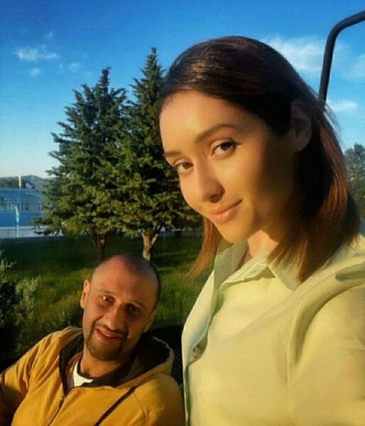 Qardaşına donor olan Nərmin səhhətindən danışdı