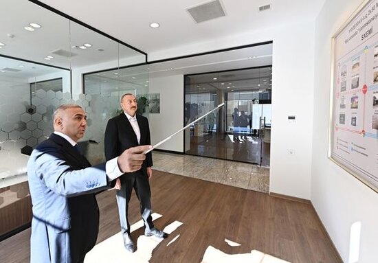 Prezident yeni elektrik yarımstansiyasının və Rəqəmsal Şəbəkələrin Baş İdarəetmə Mərkəzinin açılışında - FOTO