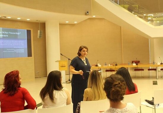 "Publisistika və Köşə Yazarlığı" mövzusunda seminar keçirilib