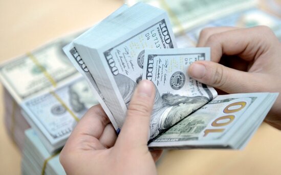 Dolların bahalaşması manata necə təsir göstərəcək? - EKSPERTDƏN AÇIQLAMA