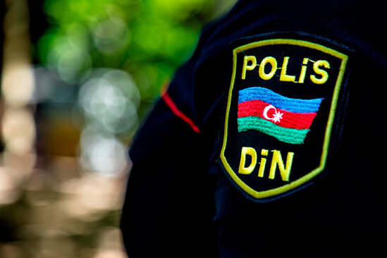 Bakıda intiharın qarşısını alan polis yaralanıb