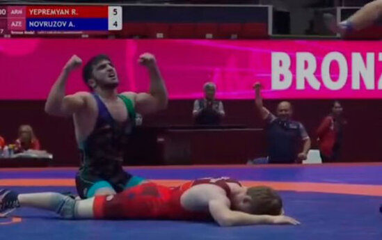 Güləşçimizin erməni idmançı üzərində dramatik qələbəsi - VİDEO