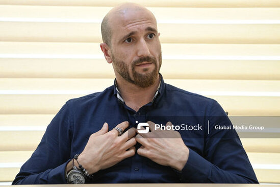 Seçdiyi qurbanı razı salmağa çalışan pedofillər kimlərdir? - ARAŞDIRMA + FOTO