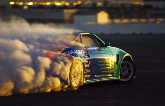 Drift zamanı sürücü qəza etdi - VİDEO