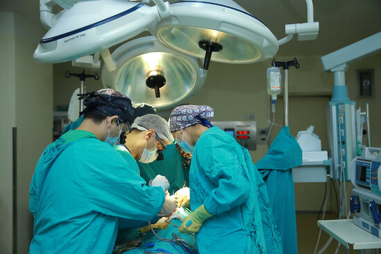 Aparıcı Zaurun həyatının ən ağır günü: "3 saatlıq əməliyyat 8 saat davam etdi" - VİDEO