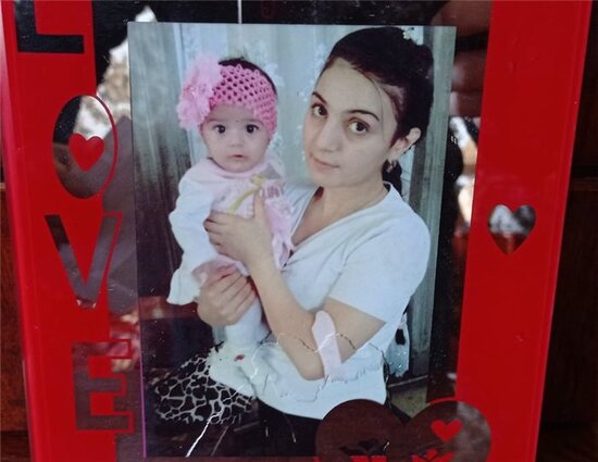 Hamilə xanımı və qızını öldürən şəxs məhkəməyə çıxarılır - Foto