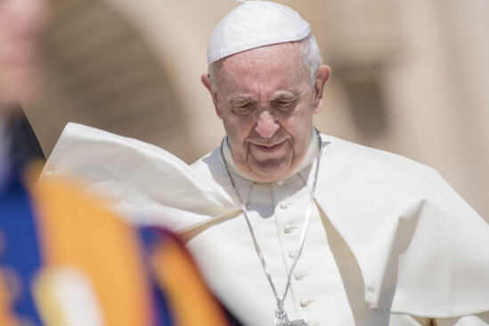 Roma Papası oğlan analarına müraciət etdi: "Onları evləndirin"