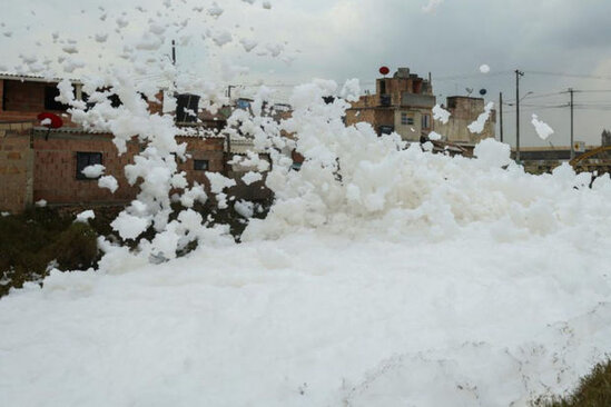 Məhəllə köpüyə qərq oldu - VİDEO